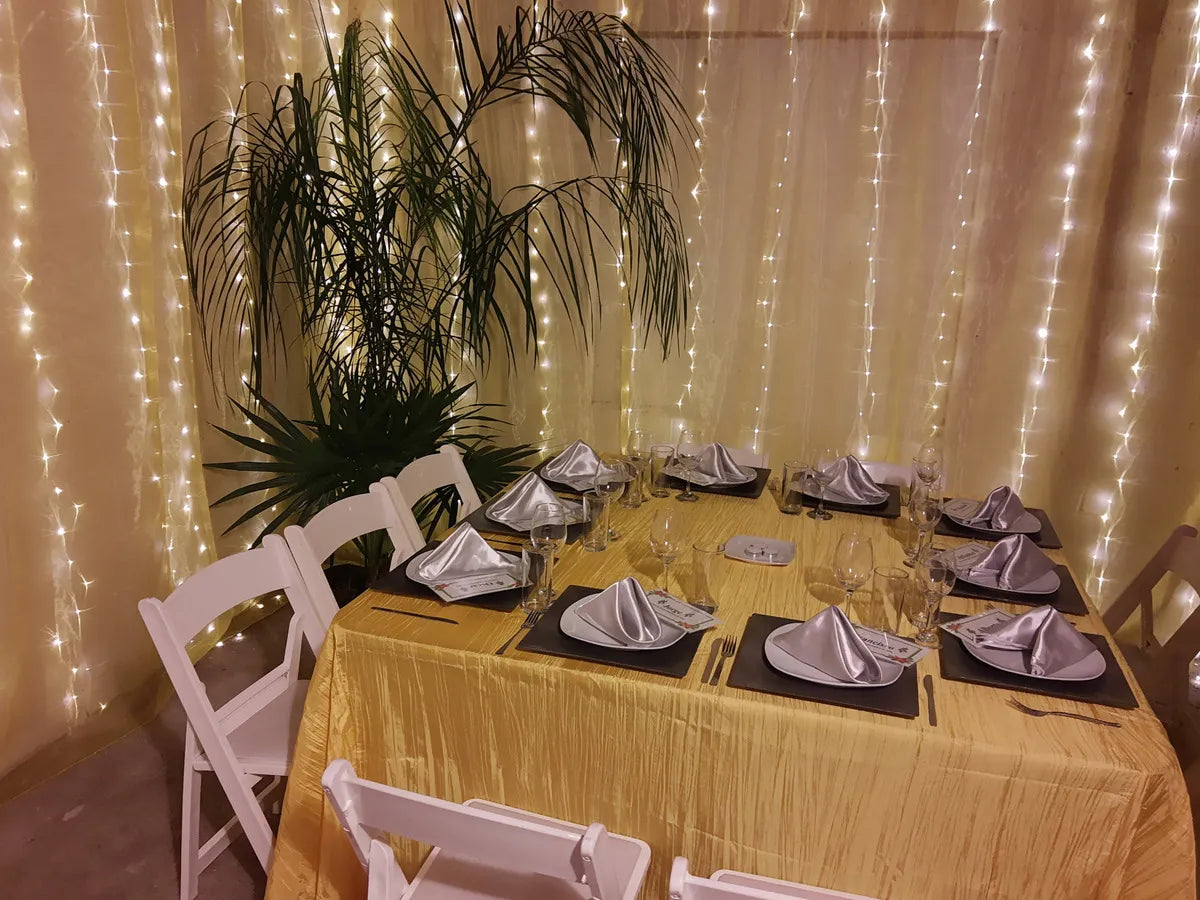 2 Cortinas de Luces Led Decorativas (Cada cortina mide 3x3m)